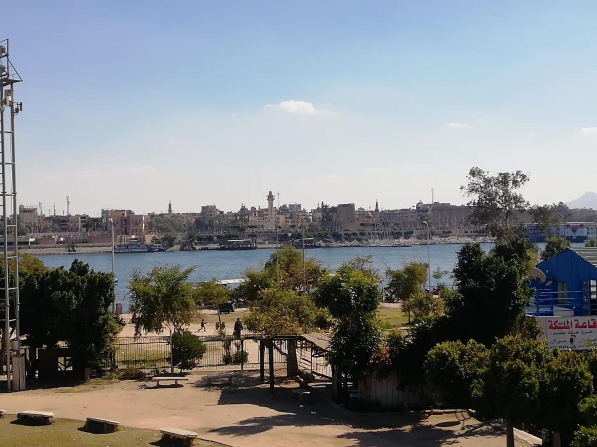 Nile Roof Hotel& Restaurant Luxor Exterior photo